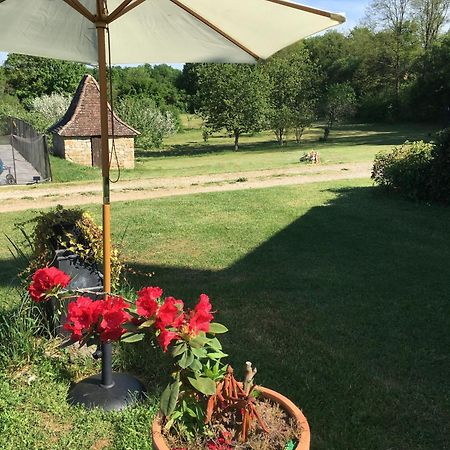 Le Domaine Du Gravier Bed & Breakfast Gramat Exterior photo