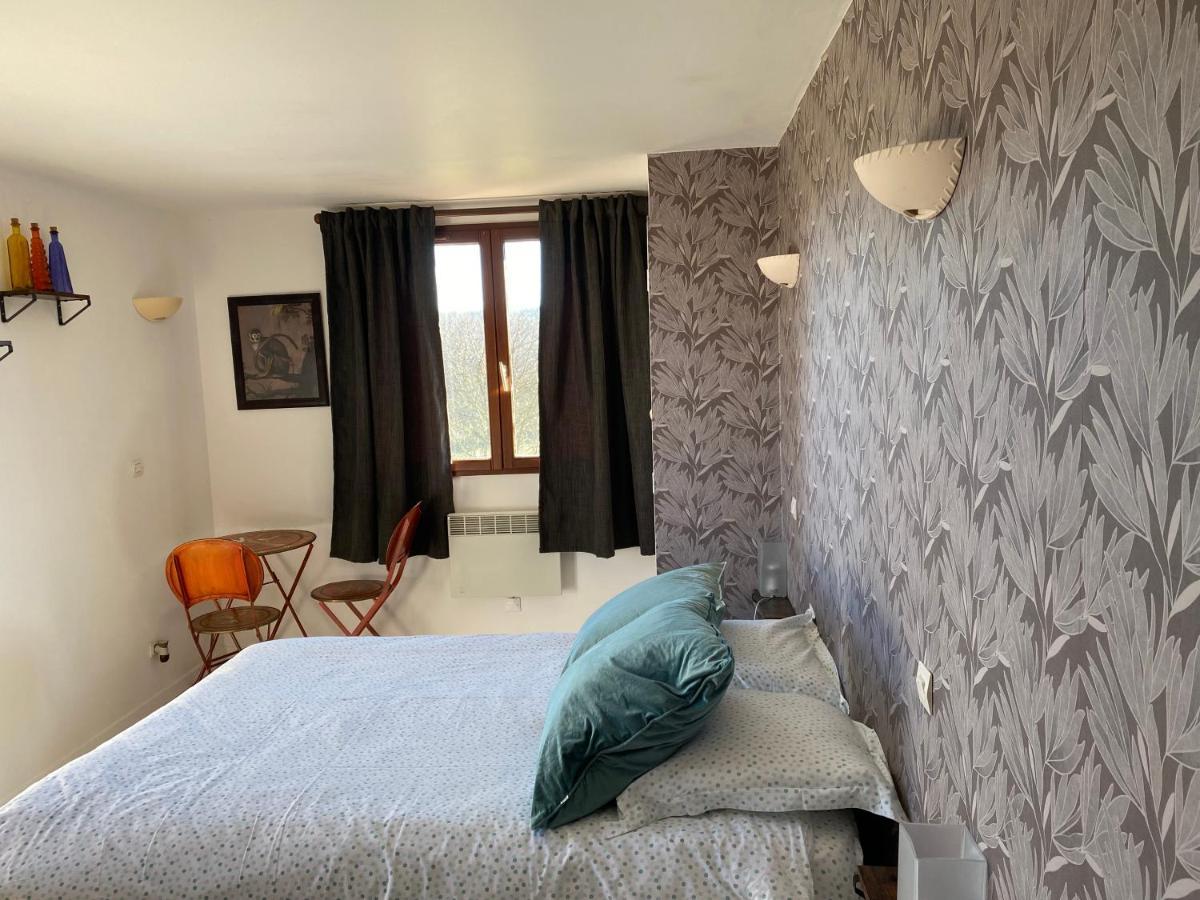 Le Domaine Du Gravier Bed & Breakfast Gramat Exterior photo
